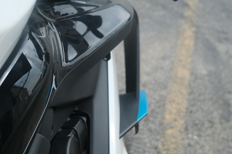 2025 CFMOTO 675SS NEBULA WHITE Image 28