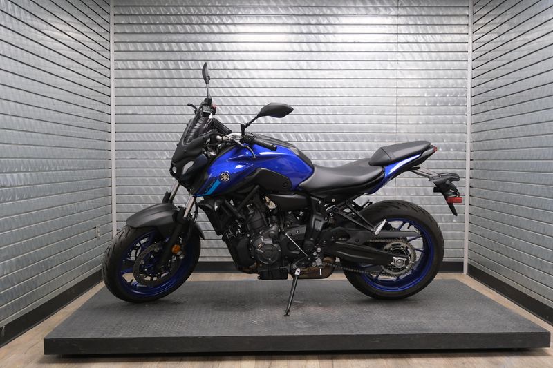 USED 2022 YAMAHA MT-07 Image 6