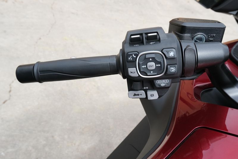 NEW 2026 HONDA GOLDWING TOUR Image 15