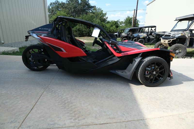 2024 Polaris SLINGSHOT SLR AUTODRIVE SLINGSHOT RED PEARLImage 2