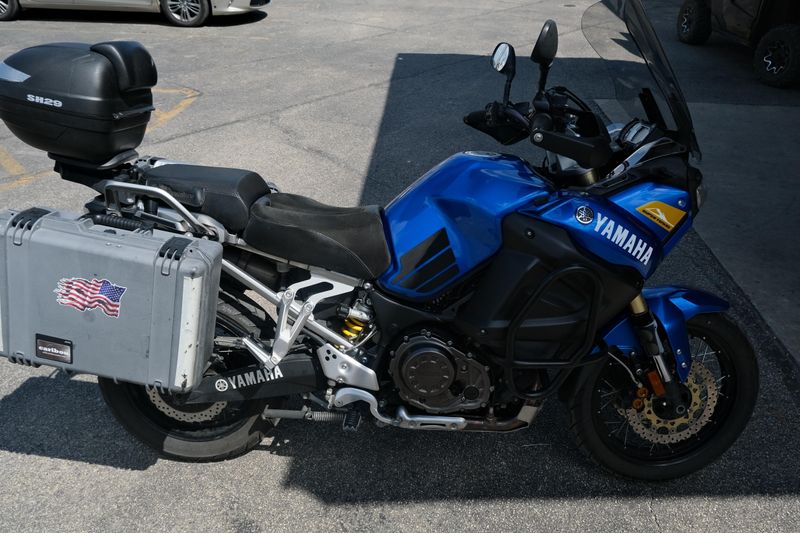 USED 2012 YAMAHA SUPER TENERE Image 2