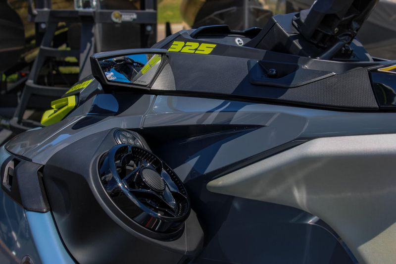 2025 SEADOO RXPX 325 WITH SOUND SYSTEM ICE METAL AND MANTA GREEN Image 11