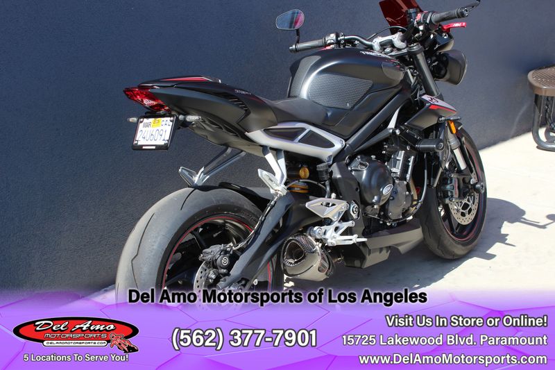 2019 Triumph Street Triple RSImage 13