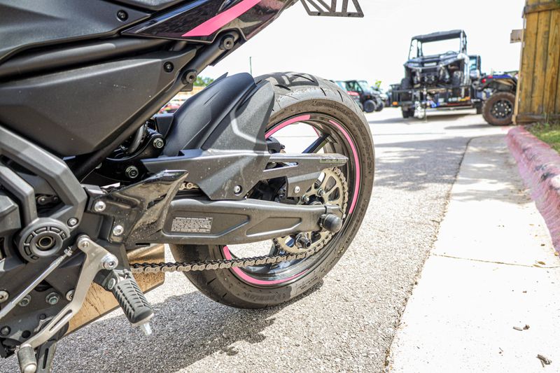 USED 2025 KAWASAKI NINJA 650 Image 19