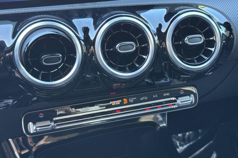 Used 2025 Mercedes-Benz CLA 250Image 22