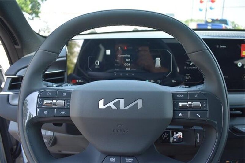 New 2026 Kia EV9 LandImage 31
