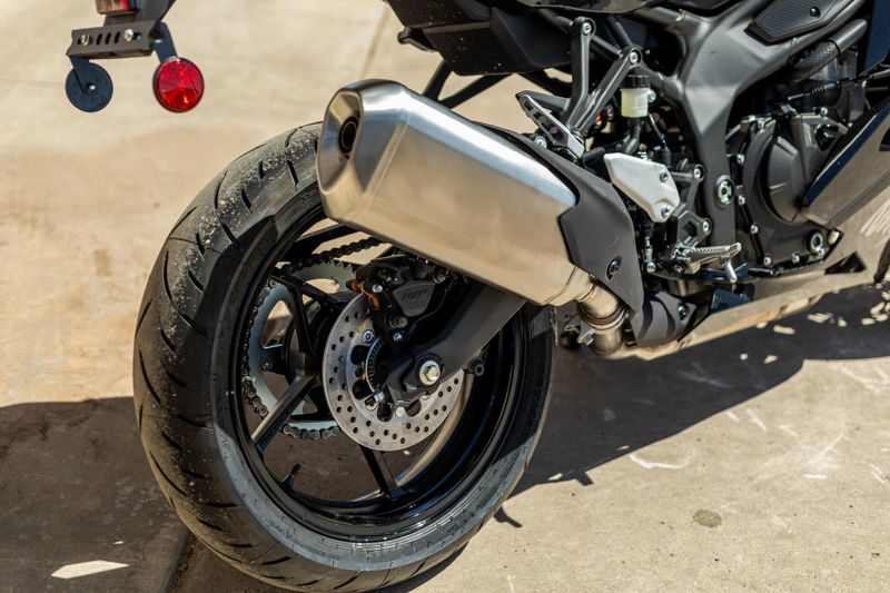 NEW 2026 KAWASAKI NINJA ZX4R ABS Image 11