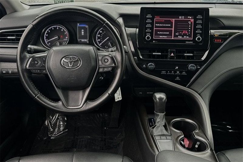 2022 Toyota Camry Image 12
