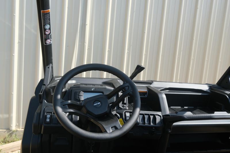 2025 Can-Am DEFENDER DPS HD9 STEALTH BLACK Image 19