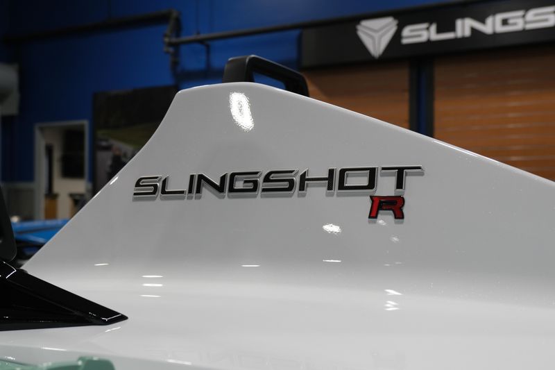 NEW 2026 POLARIS SLINGSHOT R AUTODRIVE Image 7