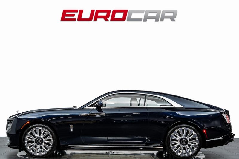 Used 2024 Rolls-Royce Spectre *LAUNCH PACKAGE * BESPOKE INTERIOR*Image 2