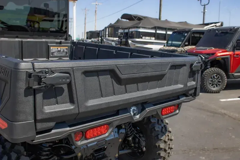 NEW 2026 CAN-AM DEFENDER PRO LIMITED CAB HD10 Image 22
