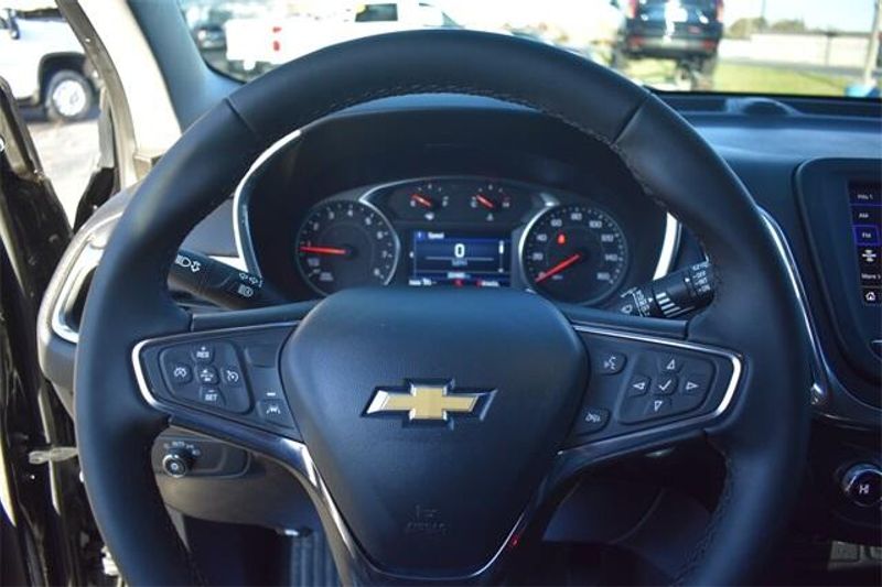 Used 2024 Chevrolet Equinox LTImage 34