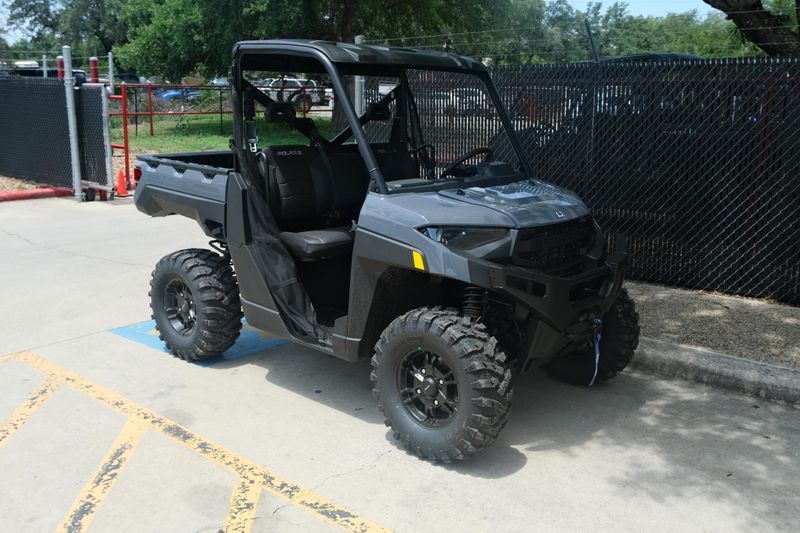 2025 Polaris RANGER XP 1000 PREMIUM STEALTH GRAY Image 1
