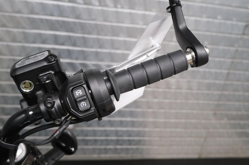 NEW 2025 INDIAN MOTORCYCLE SCOUT BOBBER LIMITED WITH TECHNOLOGY PACKAGE Image 17