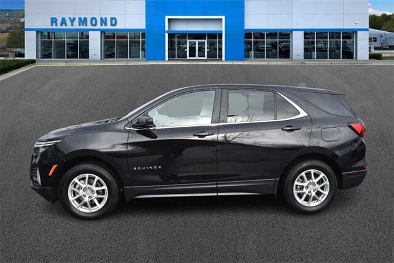 Used 2023 Chevrolet Equinox LTImage 6