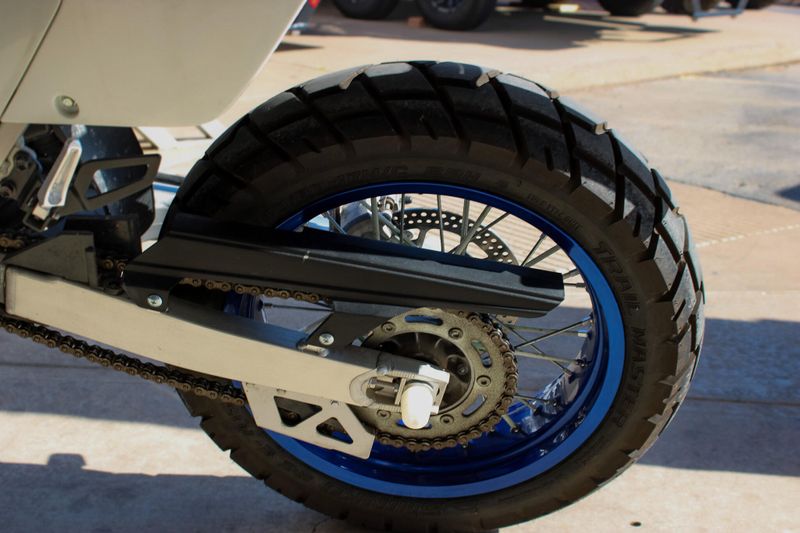 2023 Suzuki DRZ400SM BASE WHITE Image 13