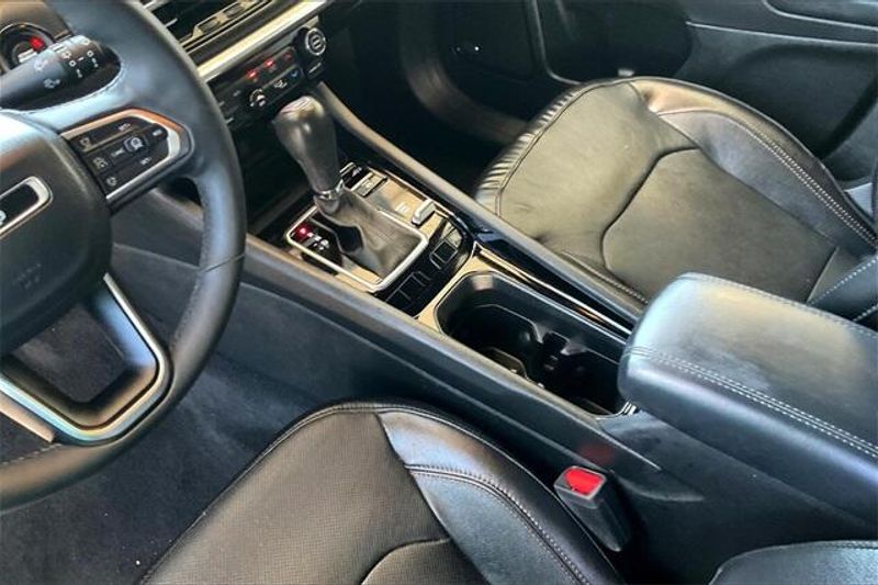 2023 Jeep Compass LimitedImage 17