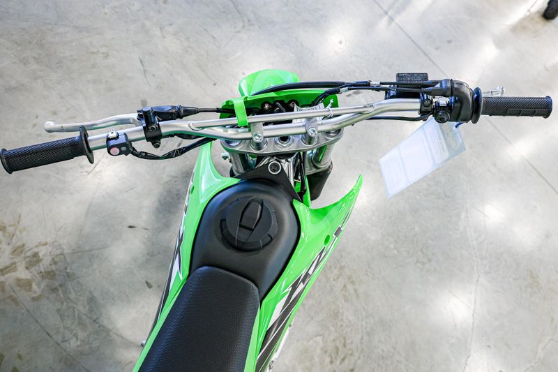 2025 Kawasaki KLX230R LIME GREENImage 10