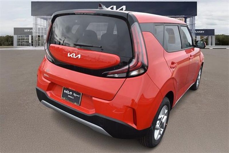 New 2025 Kia Soul SImage 3