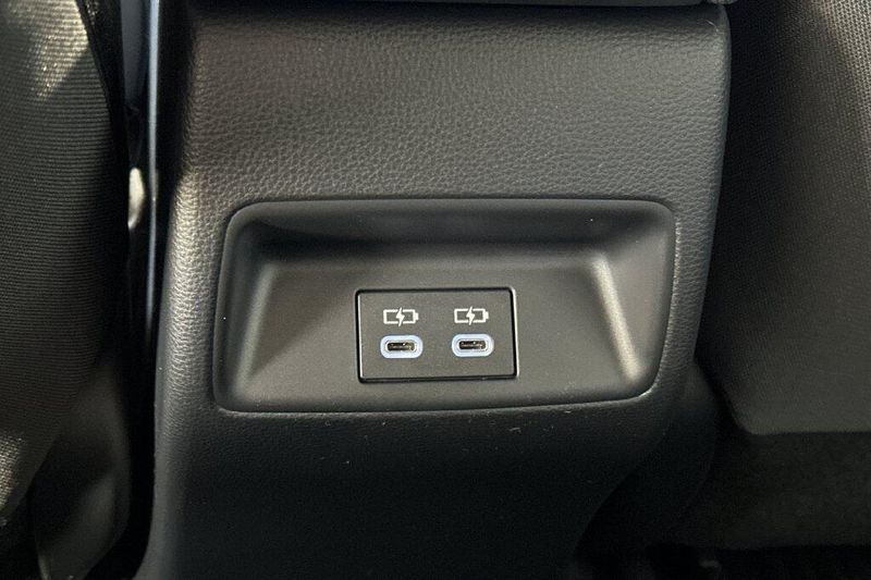 New 2027 Toyota Corolla SEImage 13