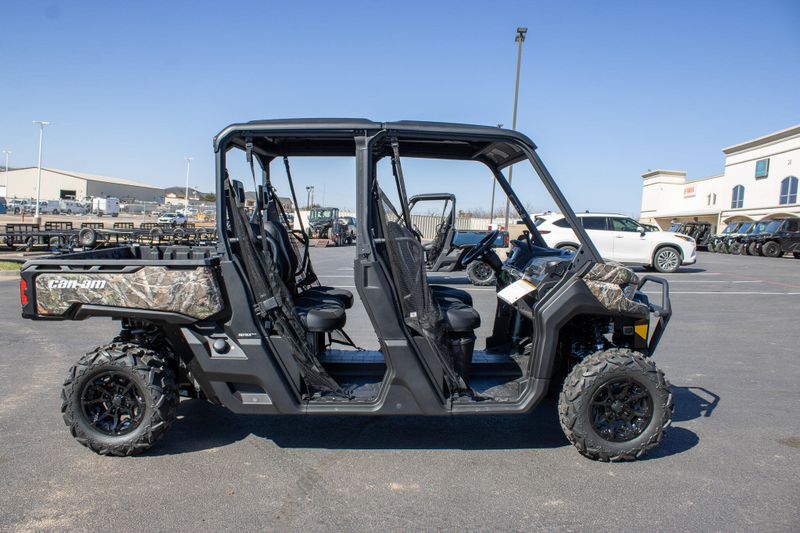 NEW 2026 CAN-AM DEFENDER MAX XT HD9 Image 2