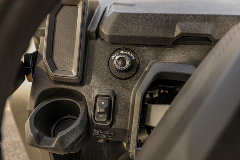 NEW 2026 CFMOTO UFORCE U10 XL PRO Image 16