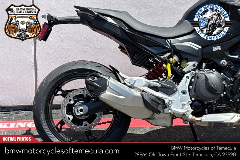 2025 BMW F 900 RImage 2