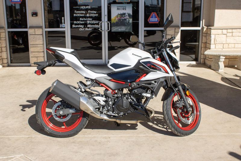 NEW 2026 KAWASAKI Z500 SE ABS Image 1