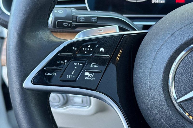 Used 2025 Mercedes-Benz GLS 450Image 30