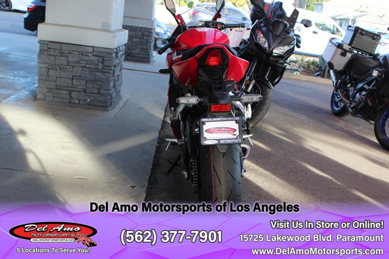 New 2024 Honda CBR650R ABS Image 5