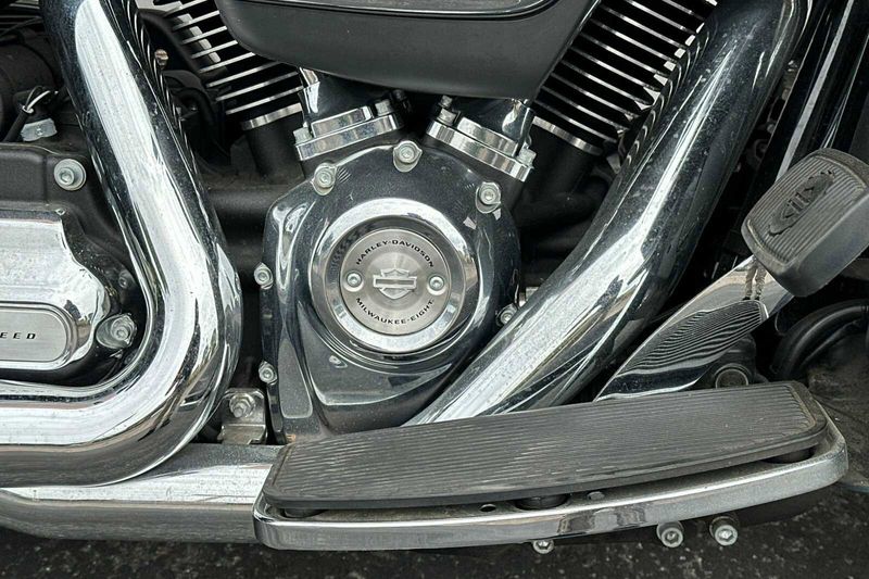 2020 Harley-Davidson Electra GlideImage 12