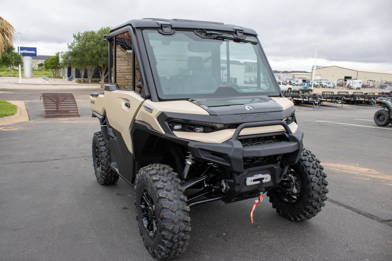 NEW 2026 CAN-AM DEFENDER LIMITED CAB HD11 Image 1