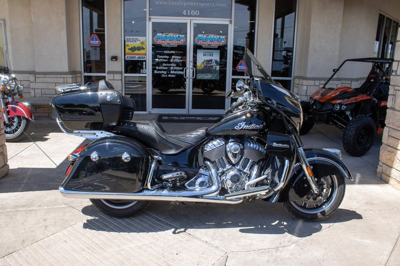 USED 2021 INDIAN MOTORCYCLE ROADMASTER Image 1