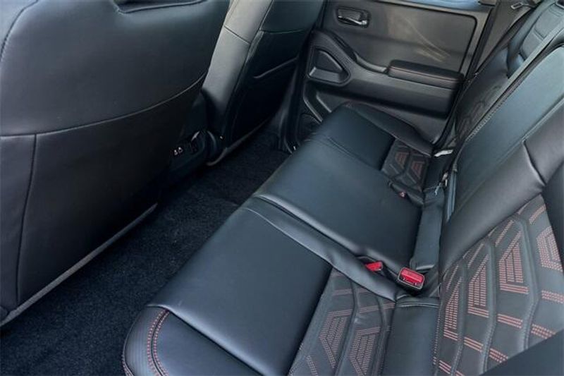 New 2025 Nissan Frontier PRO-XImage 9