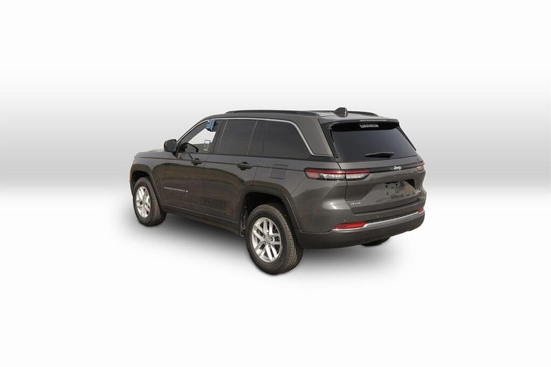 2025 Jeep Grand Cherokee LaredoImage 6