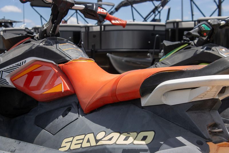 USED 2019 SEADOO SPARK TRIXX 3 Image 7