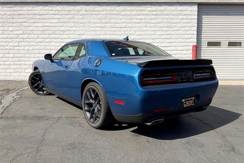 2022 Dodge Challenger R/TImage 5