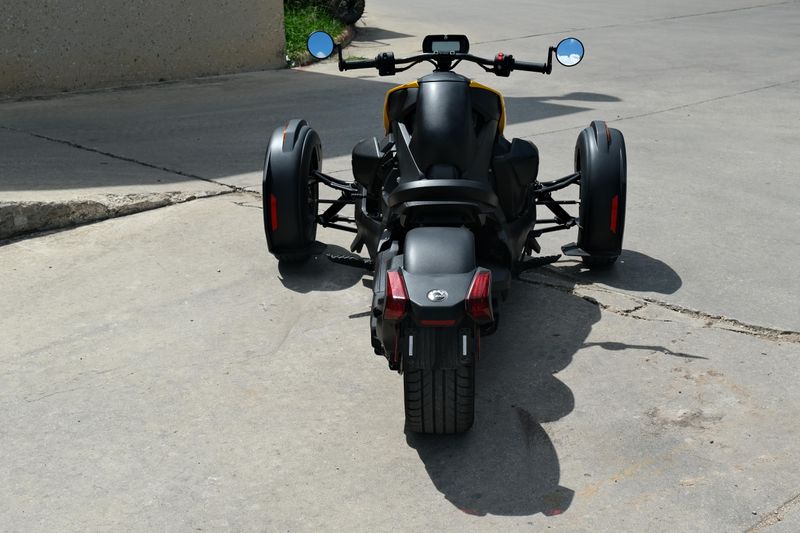 2022 Can-Am RYKER 600 BLACK Image 4