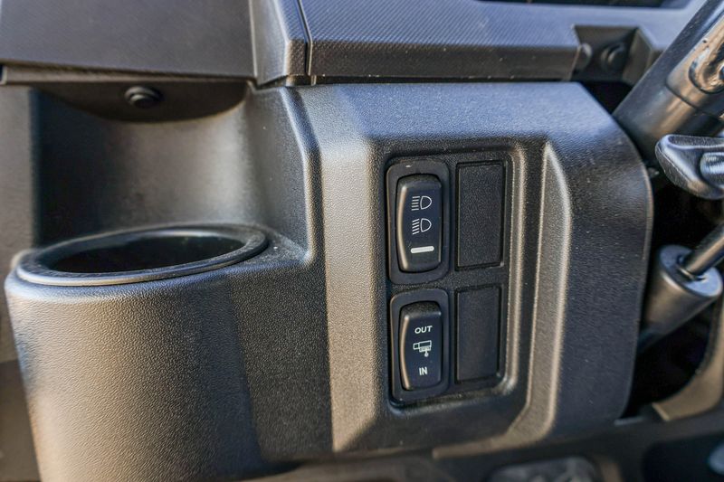 NEW 2026 POLARIS RANGER CREW 1000 PREMIUM Image 3