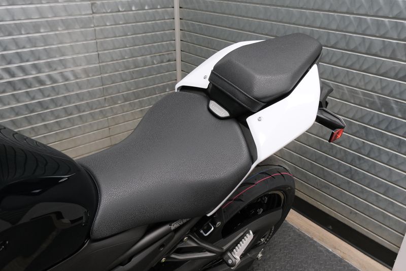 NEW 2026 KAWASAKI Z900 ABS Image 17