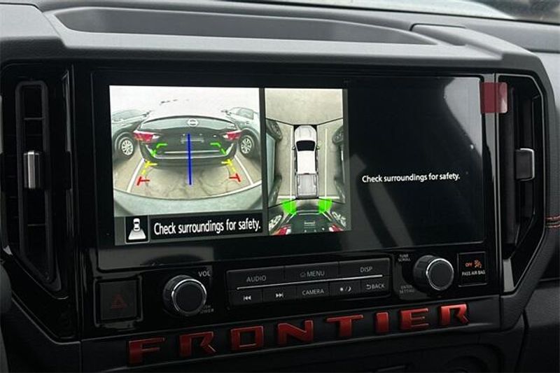 New 2025 Nissan Frontier PRO-XImage 15