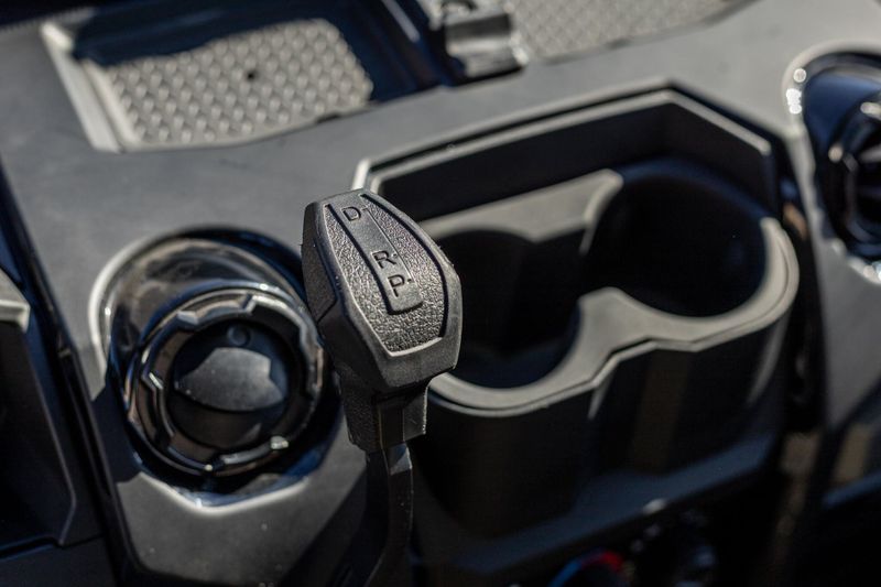 2024 Polaris RANGER CREW XD 1500 NORTHSTAR EDITION ULTIMATE SUNSET RED Image 15