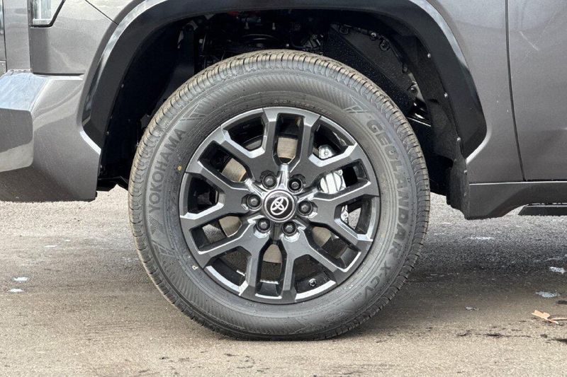 New 2026 Toyota Tundra Hybrid PlatinumImage 11