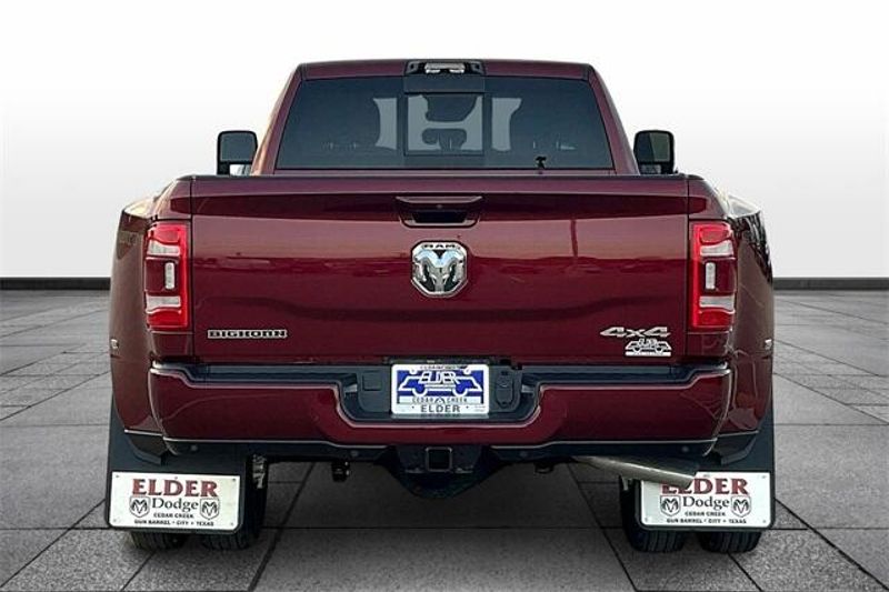 2024 RAM 3500 Big Horn Crew Cab 4x4 8