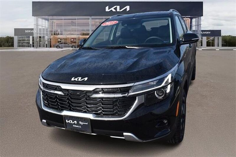 2025 Kia Seltos EXImage 7