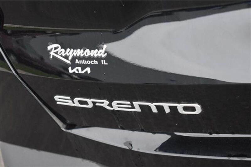 New 2025 Kia Sorento LXImage 15