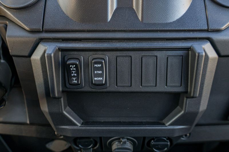 NEW 2026 POLARIS RANGER CREW XP 1000 PREMIUM Image 26