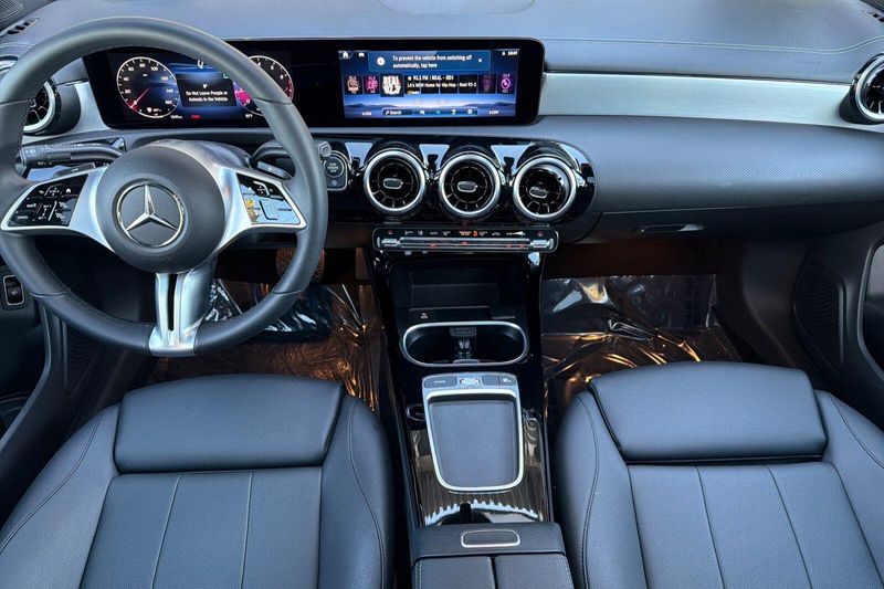 Used 2025 Mercedes-Benz CLA 250Image 15