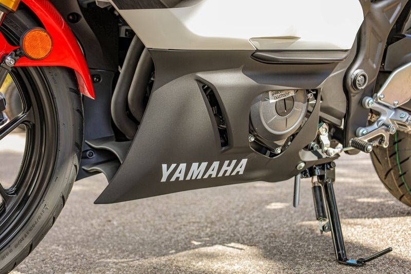 NEW 2026 YAMAHA YZFR3 ABS 70TH ANNIVERSARY EDITION Image 18